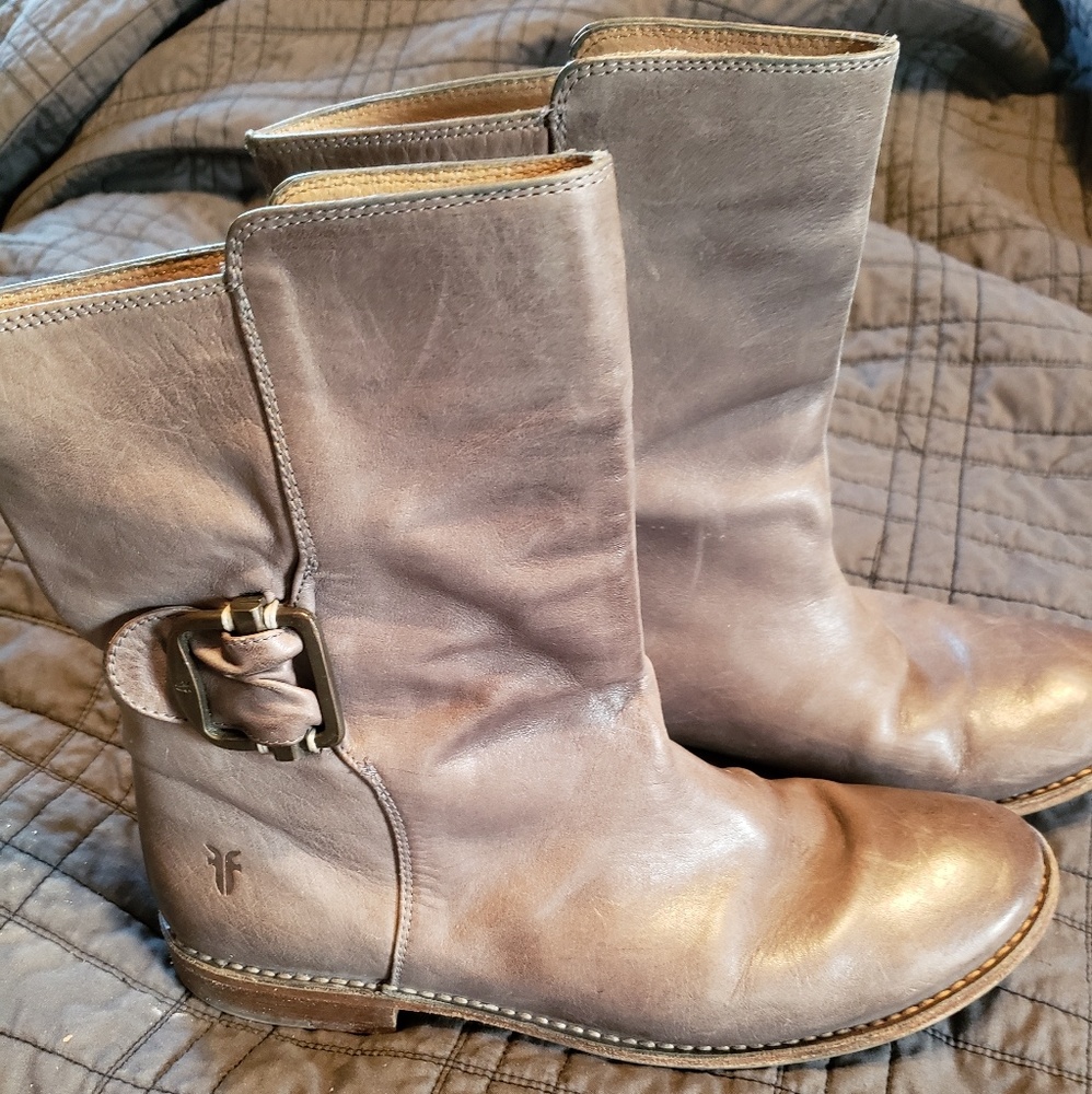 Frye Gray Leather Booties sz 9